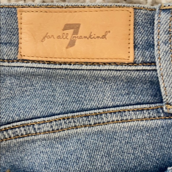 Seven jeans with pearls. - Picture 2 of 5